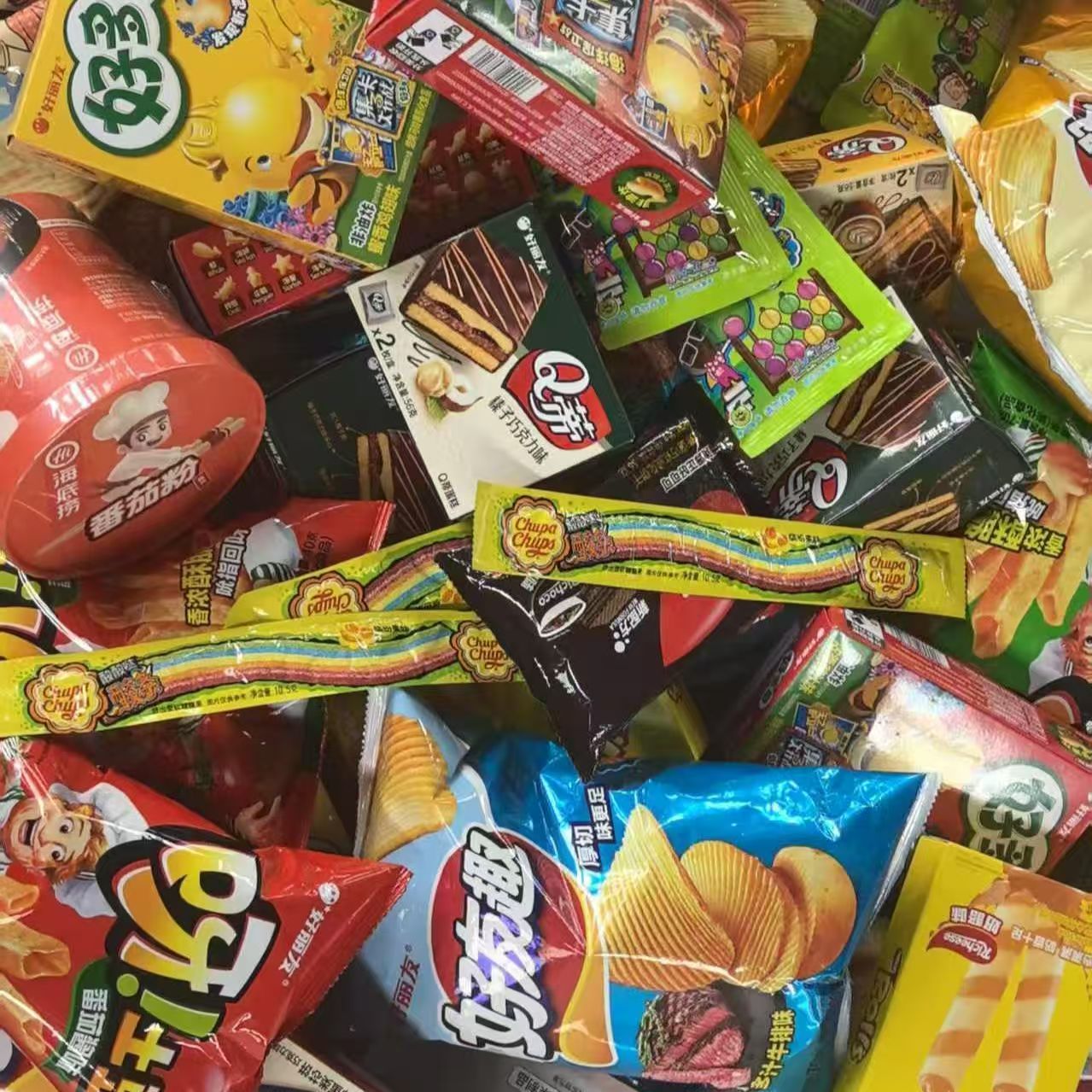 临期清货超划算零食大礼包网红爆款休闲食品混装