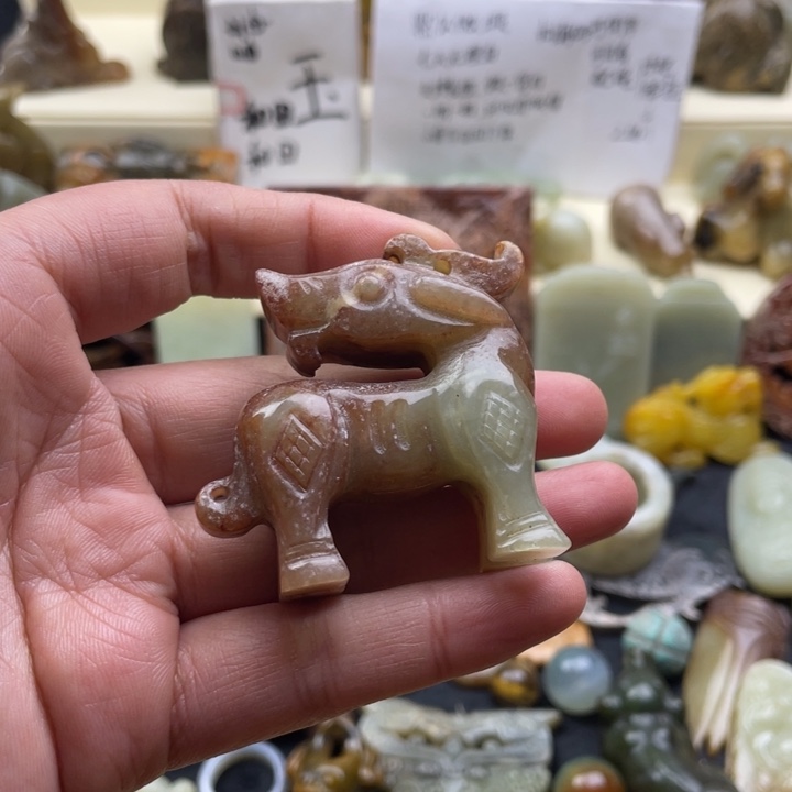 和田玉颈饰未镶嵌65