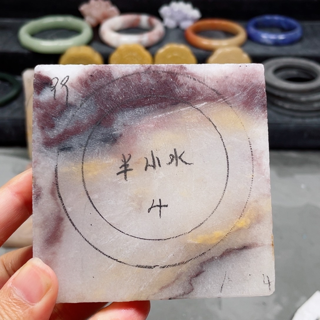 未镶嵌手镯石英质玉定制