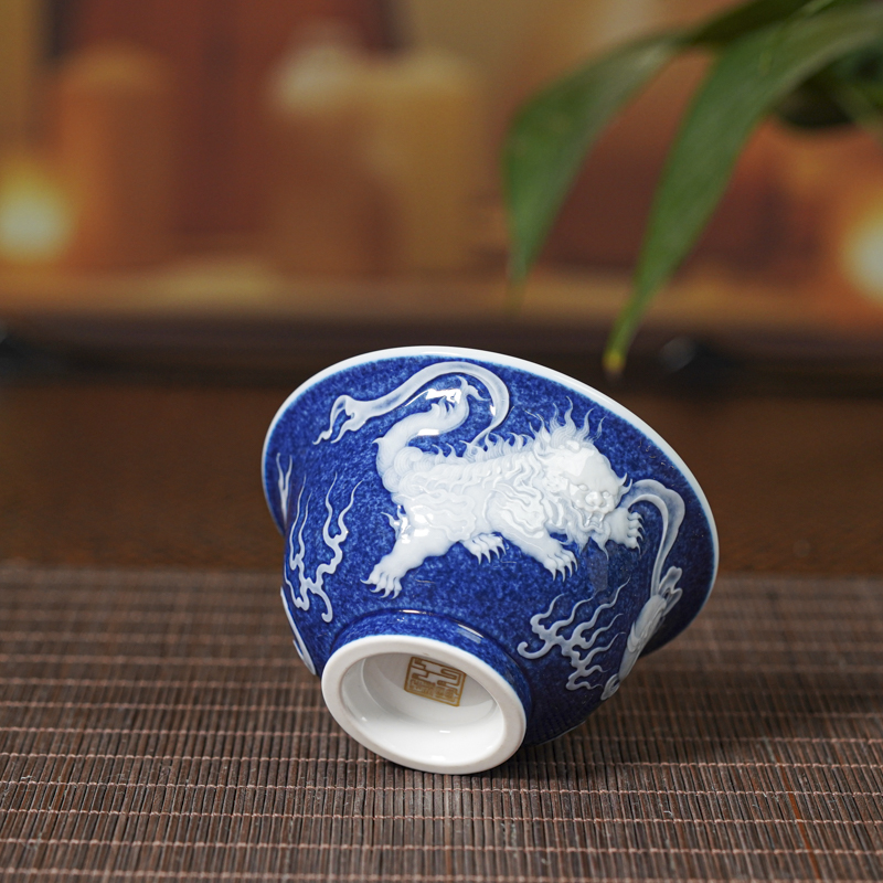 【瓷见如故】现货初蓝舍双狮压手杯 cls214