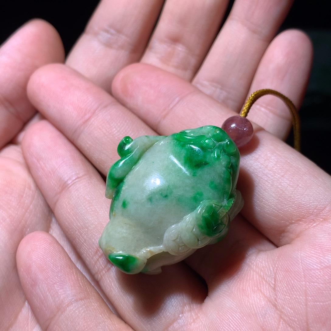 翡翠挂件未镶嵌微*@
