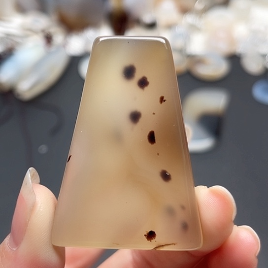 玛瑙/玉髓珠宝半成品未镶嵌