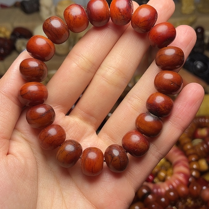 牛骨手串/手链微瑕苹果园1.4沉血料手串