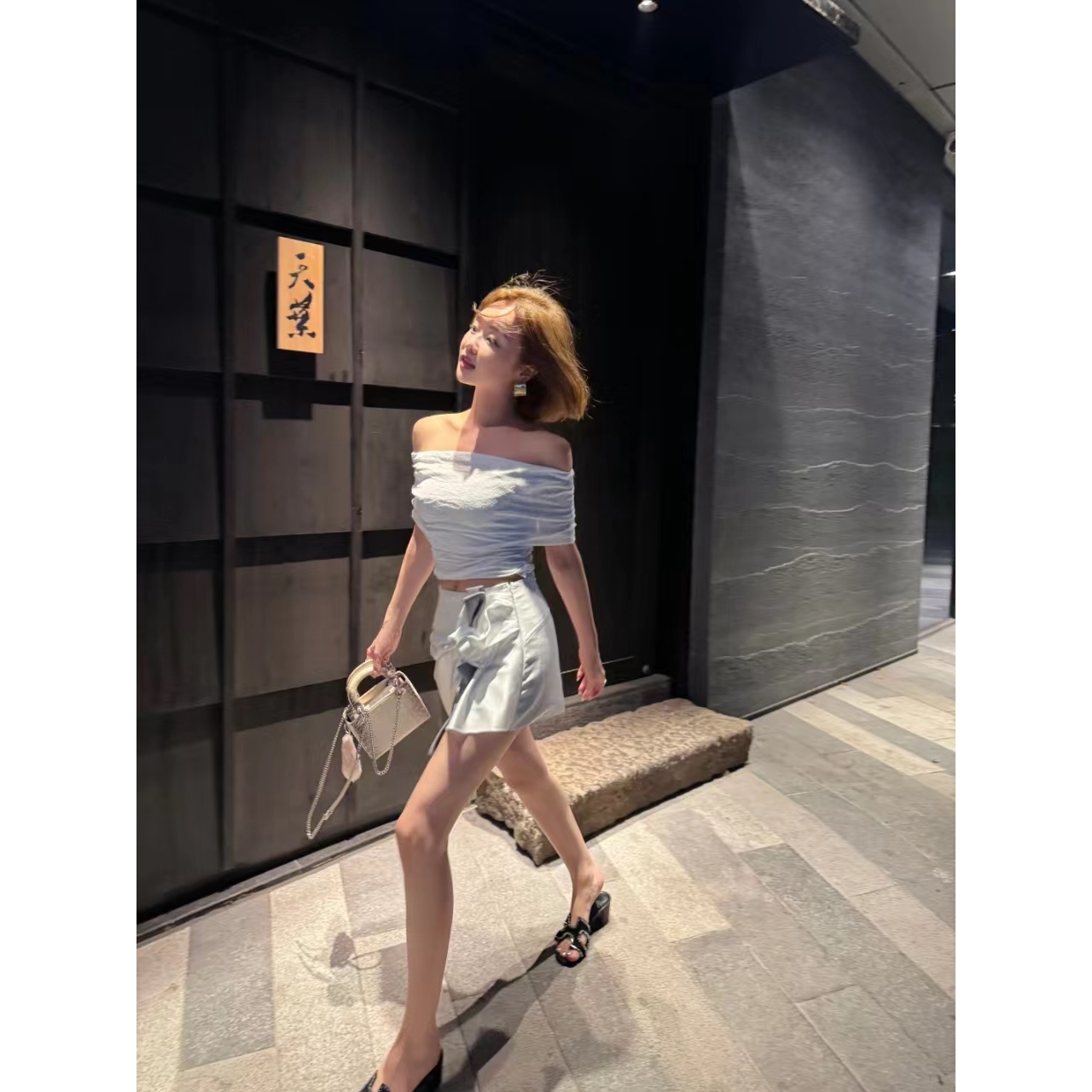  LC240411一字肩上衣LQ240232细节花朵半裙