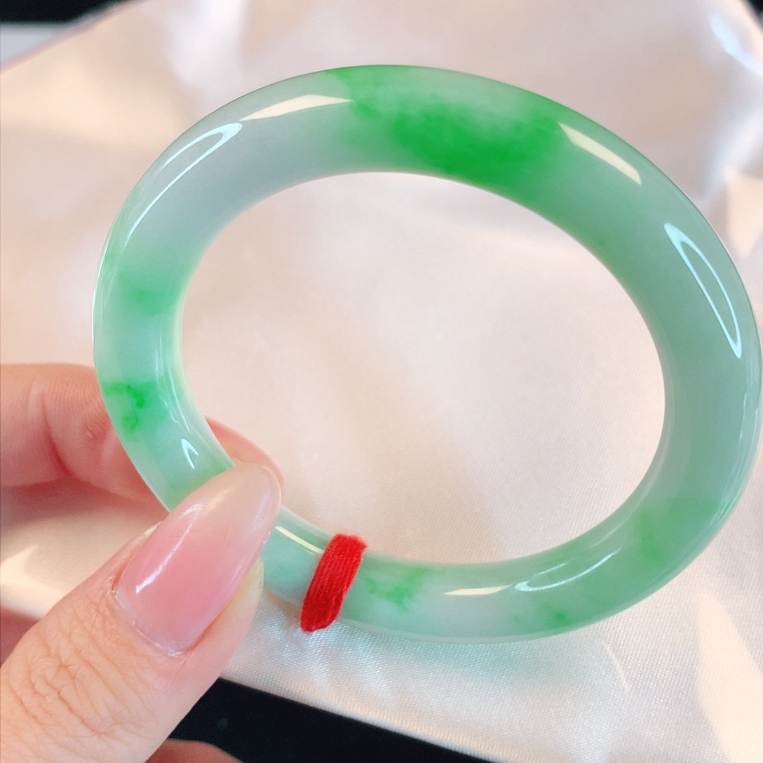 翡翠手镯未镶嵌5134翡翠