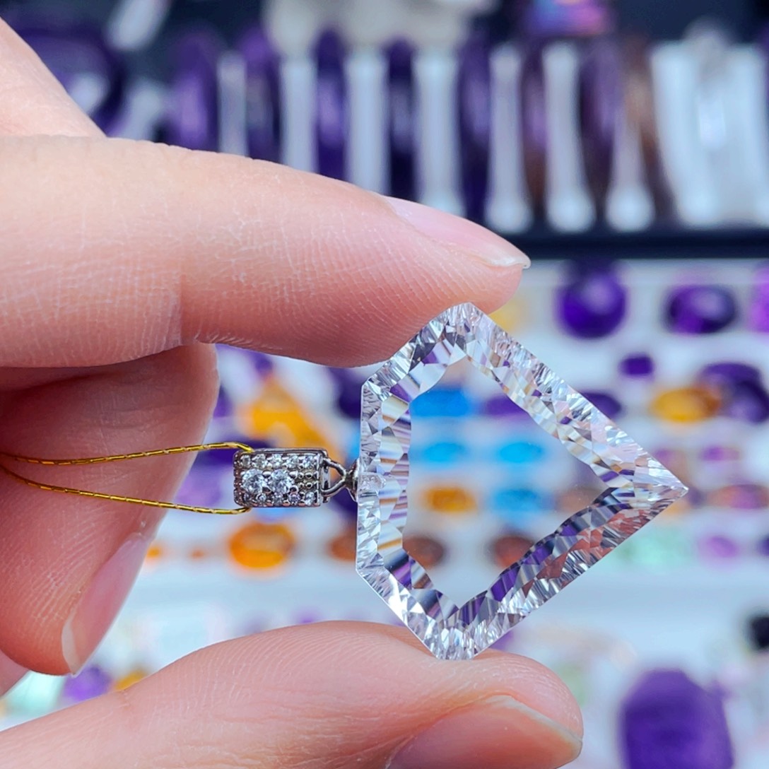 水晶工厂精品定制天然白水晶吊坠银S925镶嵌