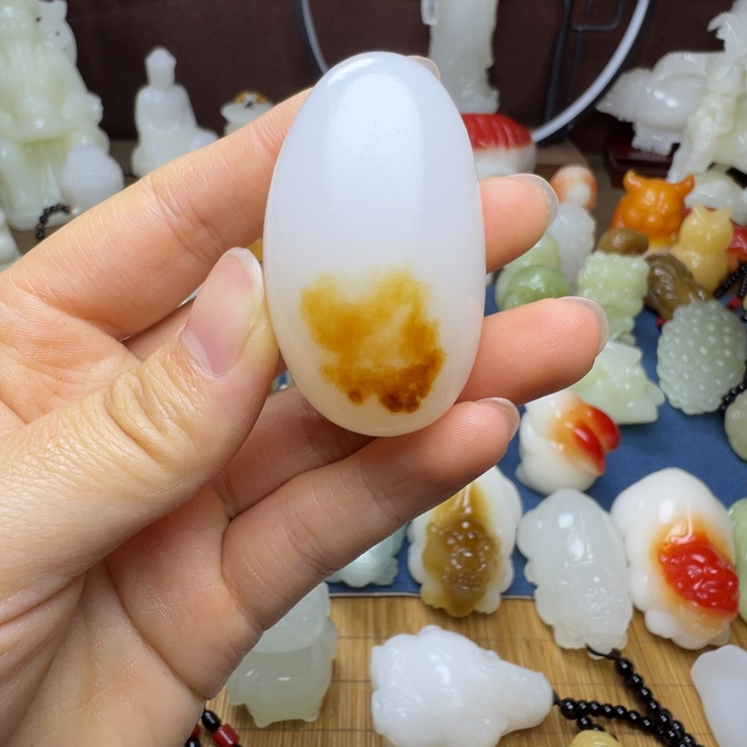 石材手工雕刻原石吊坠