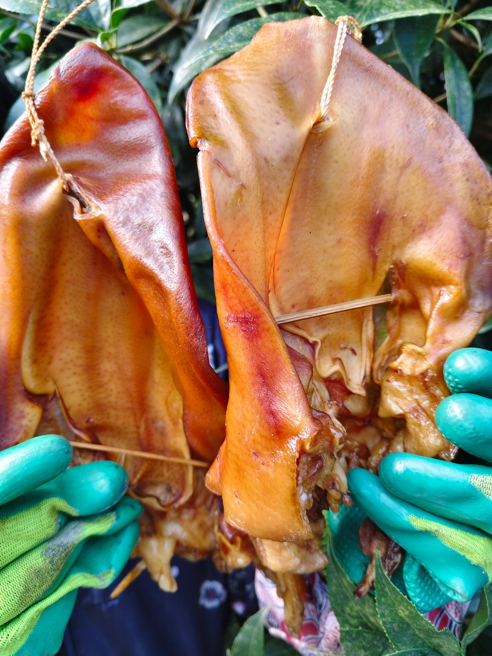 （腊猪耳朵）土猪耳朵烟熏腊味下酒菜农家味道