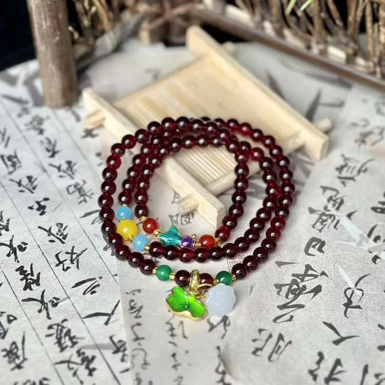 QW429    石榴石手串