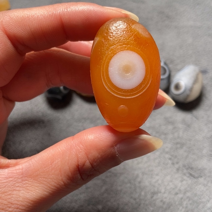 六***哥玛瑙/玉髓未镶嵌珠宝奇石
