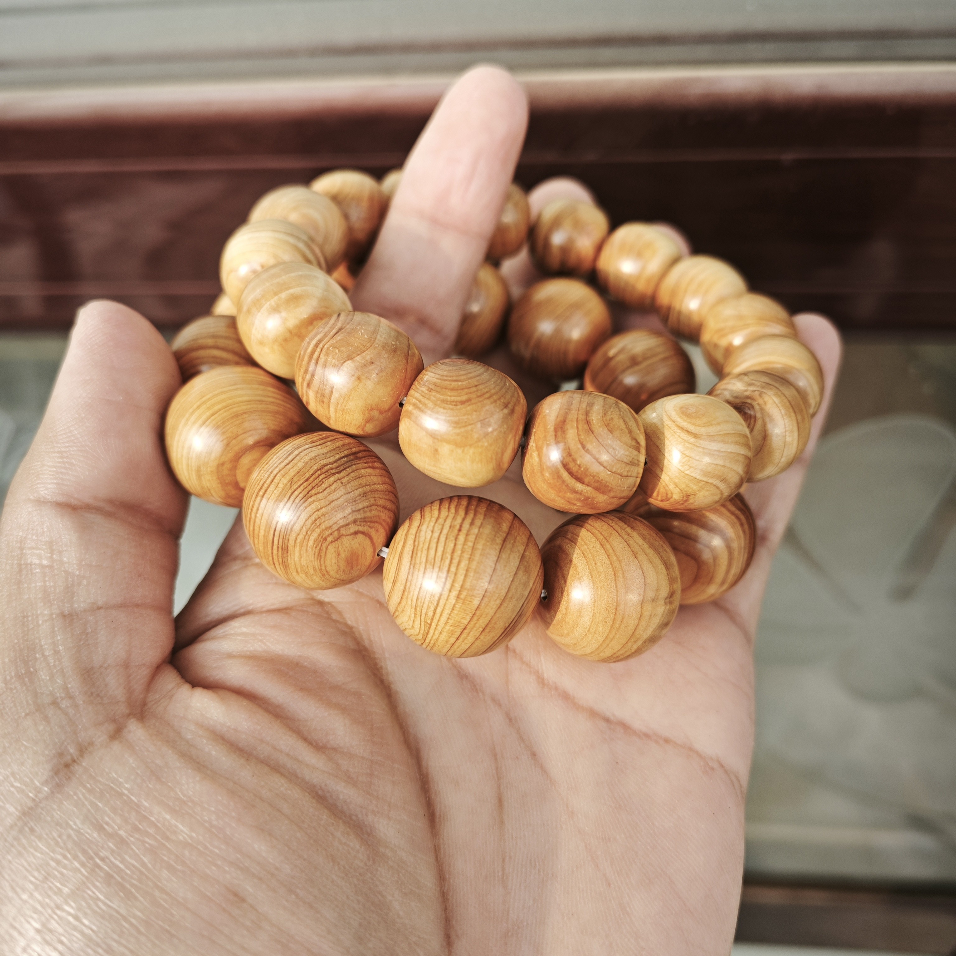 蜜香柏手串 武夷山蜜香柏手串，蜜香味 柏香味 香味好闻，无科技