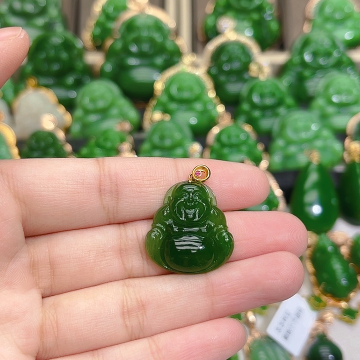 和田玉（碧玉）颈饰18K金镶嵌