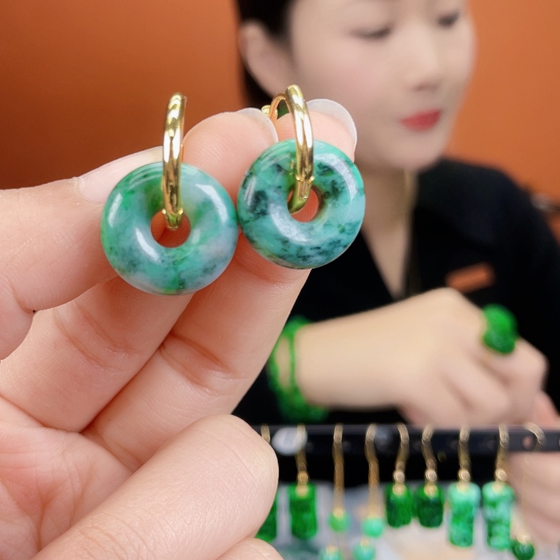 翡翠未镶嵌耳饰饰品