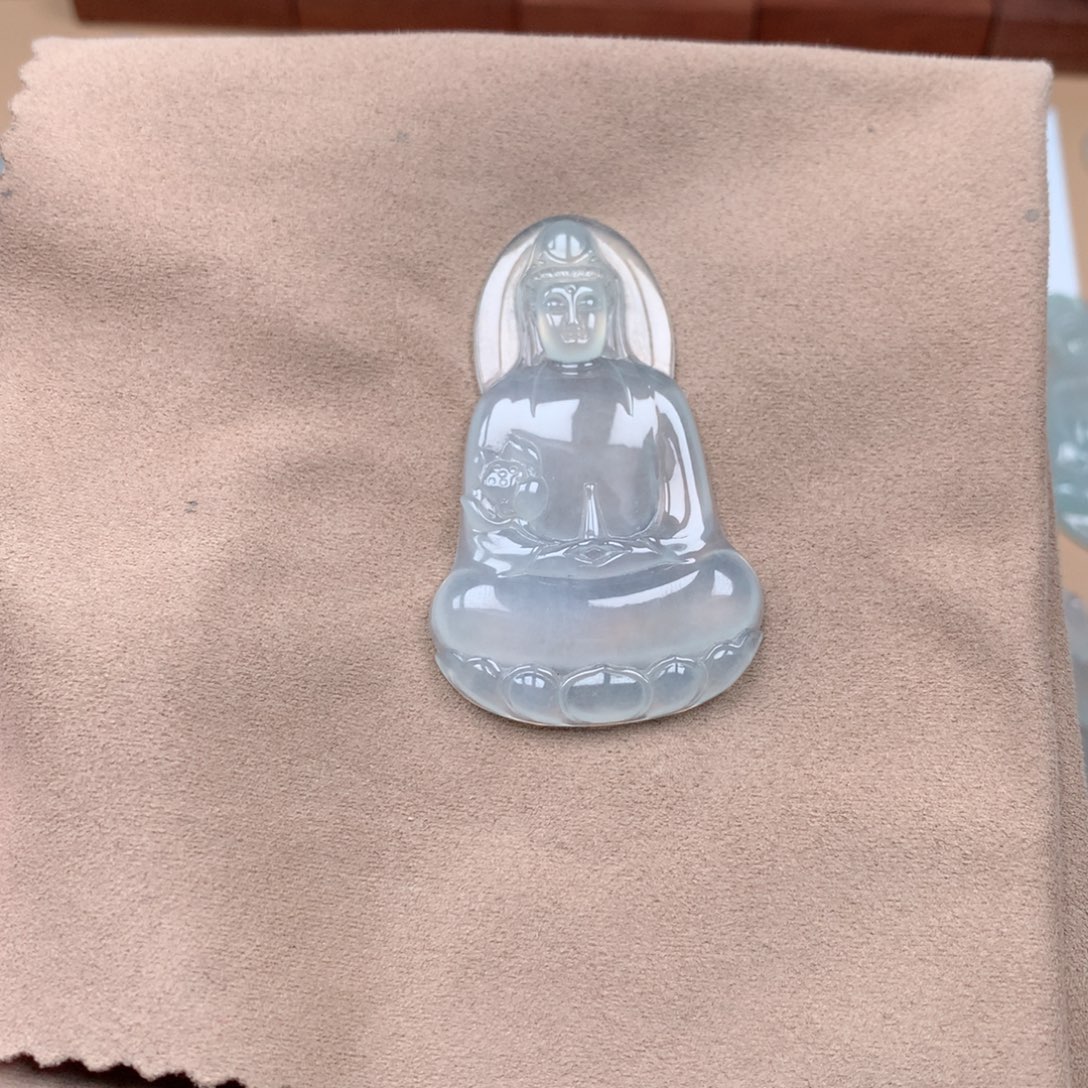 翡翠未镶嵌颈饰缅甸翡翠