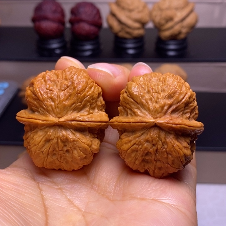 把件文玩核桃鬼脸铁蝴蝶40