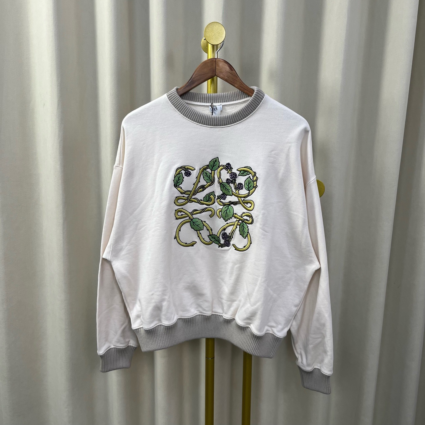 未使用 LOEWE/罗意威 SS22藤蔓刺绣logo卫衣 s码 