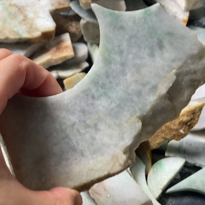 翡翠颈饰未镶嵌天然翡翠