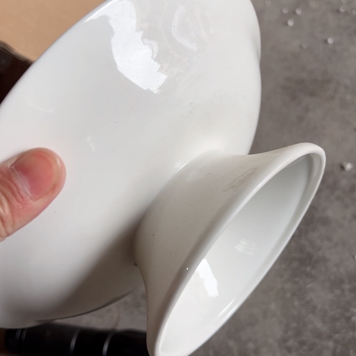 杯七寸高足果盘一个陶瓷