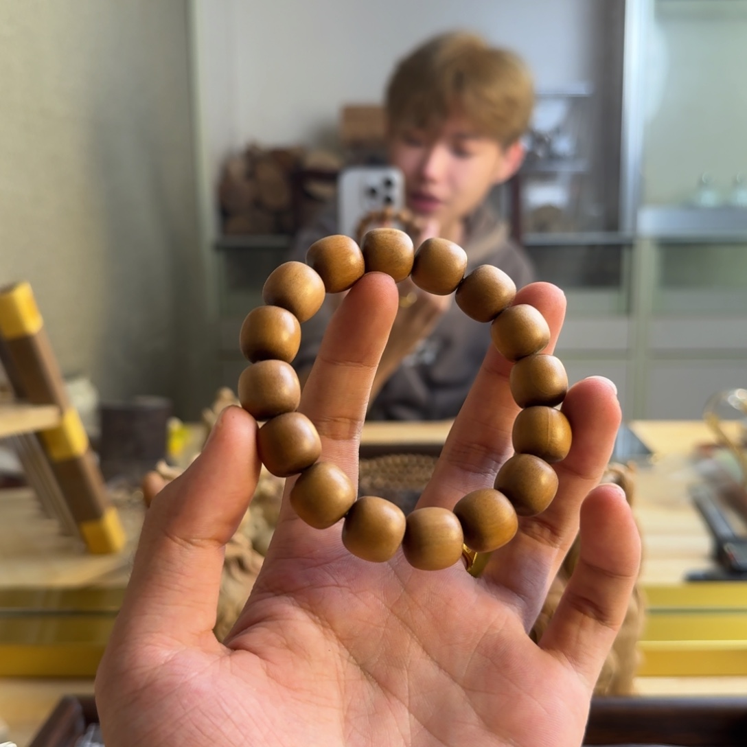 檀香木手串/手链初恋款13*14四抛奶香