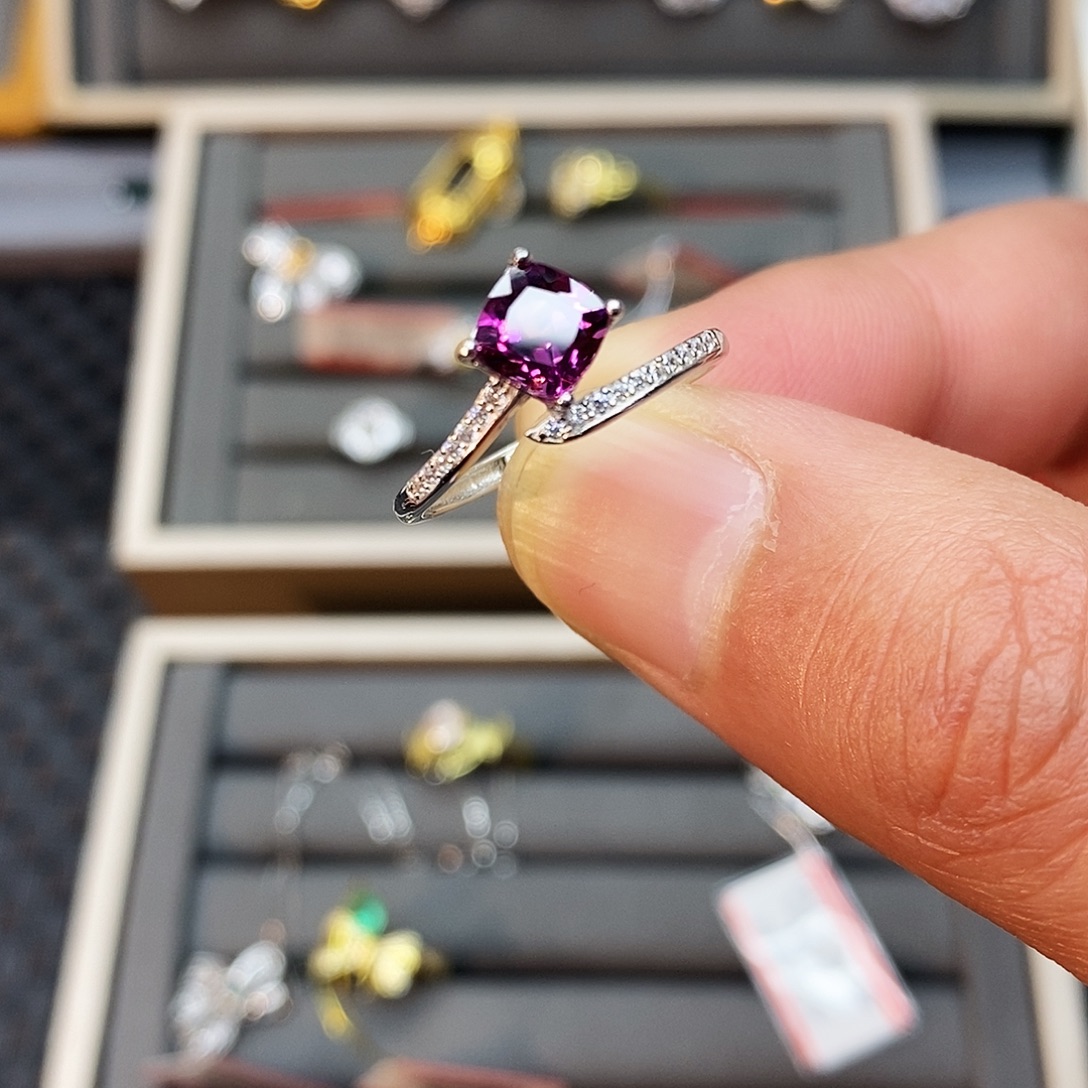 银S925镶嵌戒指石榴石