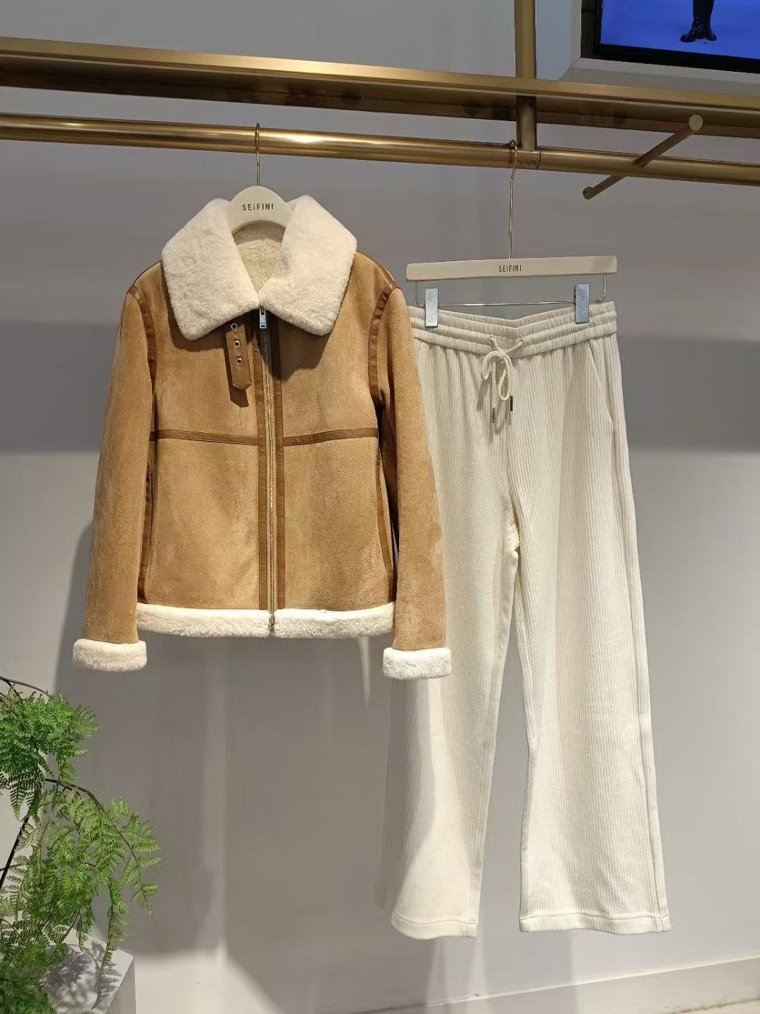 诗凡黎24年冬款外套