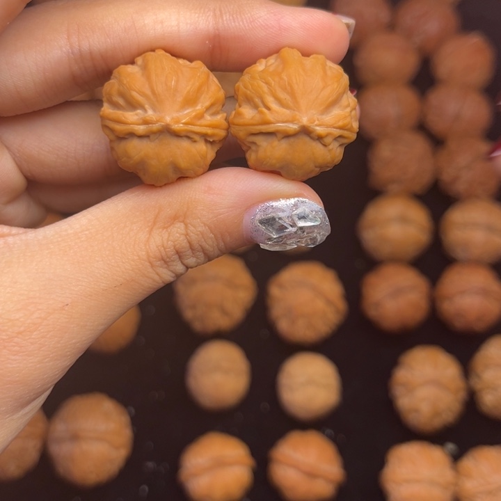 艾***。吊坠文玩核桃核桃