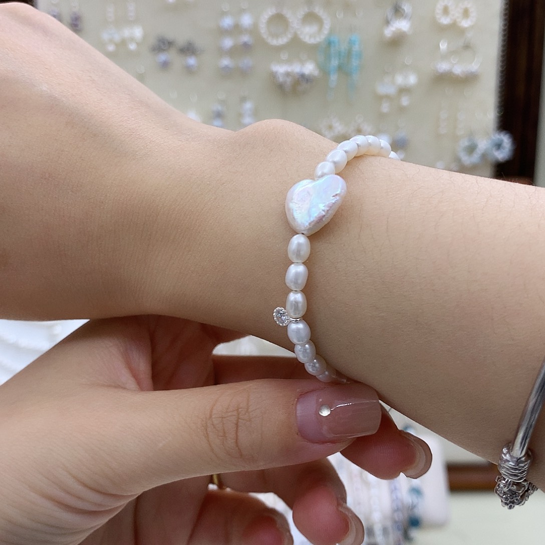 银S925镶嵌耳饰淡水珍珠