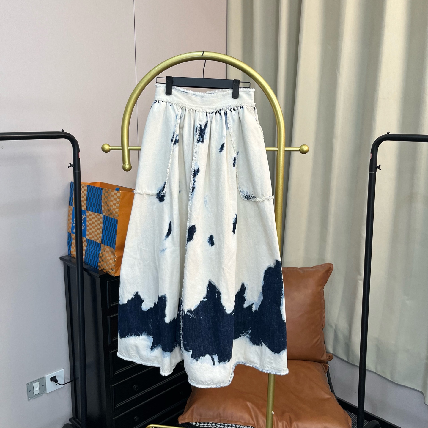 99新 DIOR/迪奥 梅芙 白色渲染半身裙 34码 