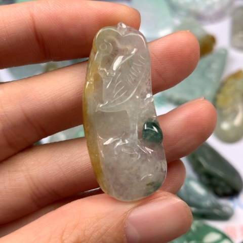 翡翠颈饰未镶嵌翡翠