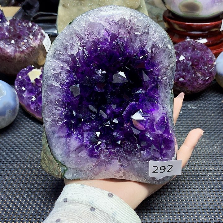 未镶嵌紫晶大型摆件（非配饰）