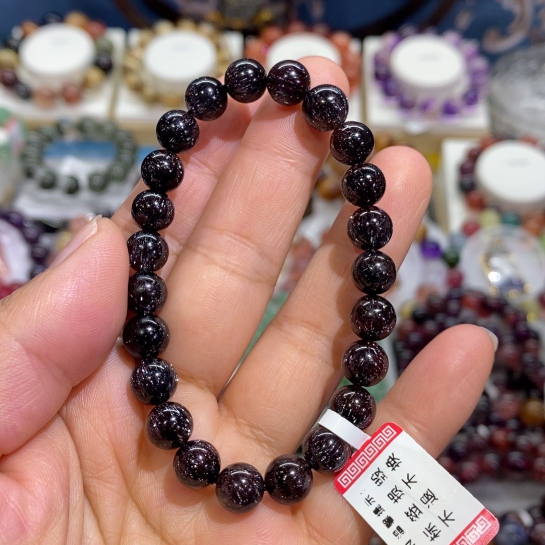 水晶手串未镶嵌黑红共生