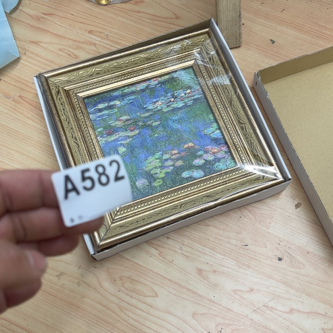 l***y剪纸艺术582不退不换