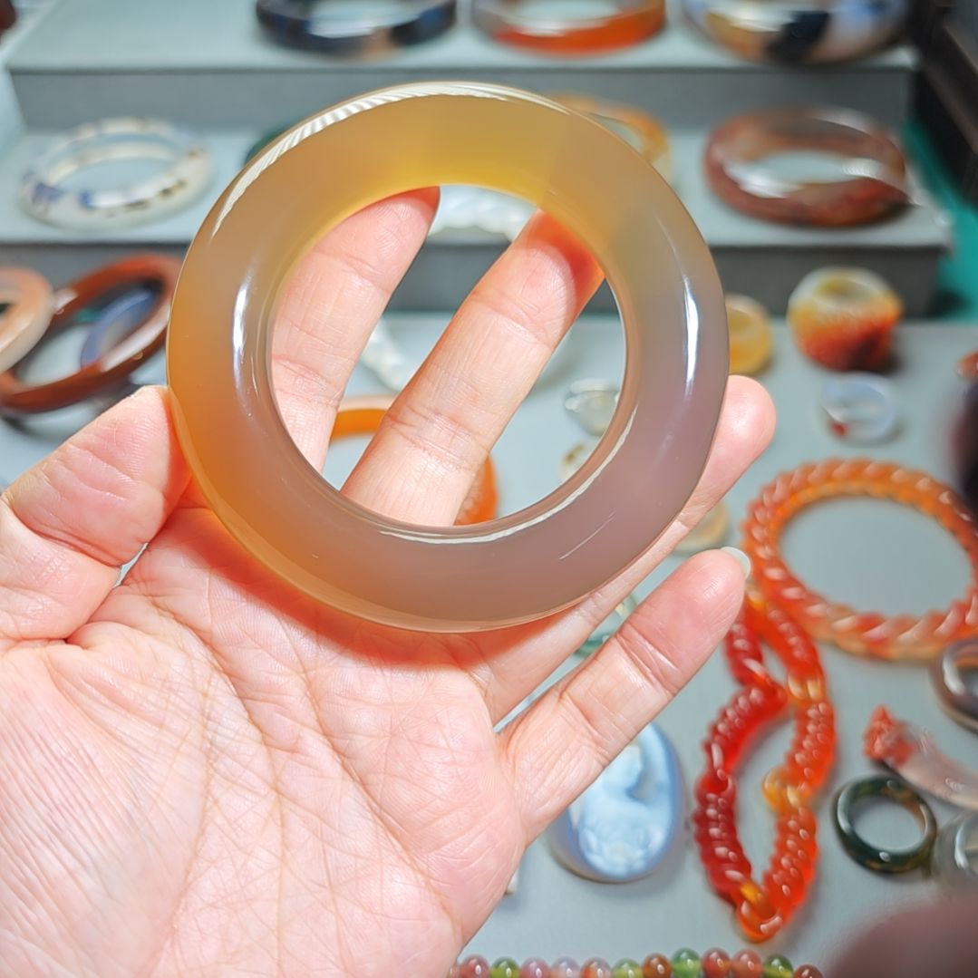 玛瑙/玉髓未镶嵌手镯