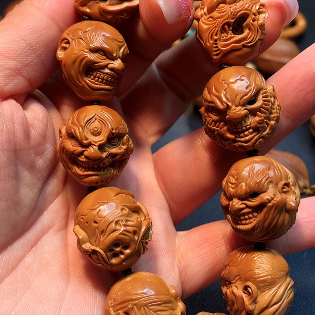 【闪购商品】橄榄核手串/手链一*橄榄雕