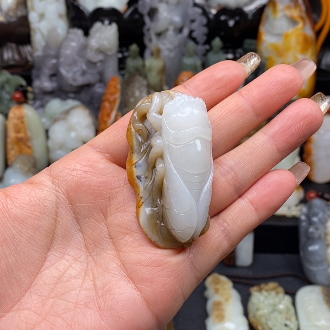 和田玉颈饰未镶嵌梵***⁷