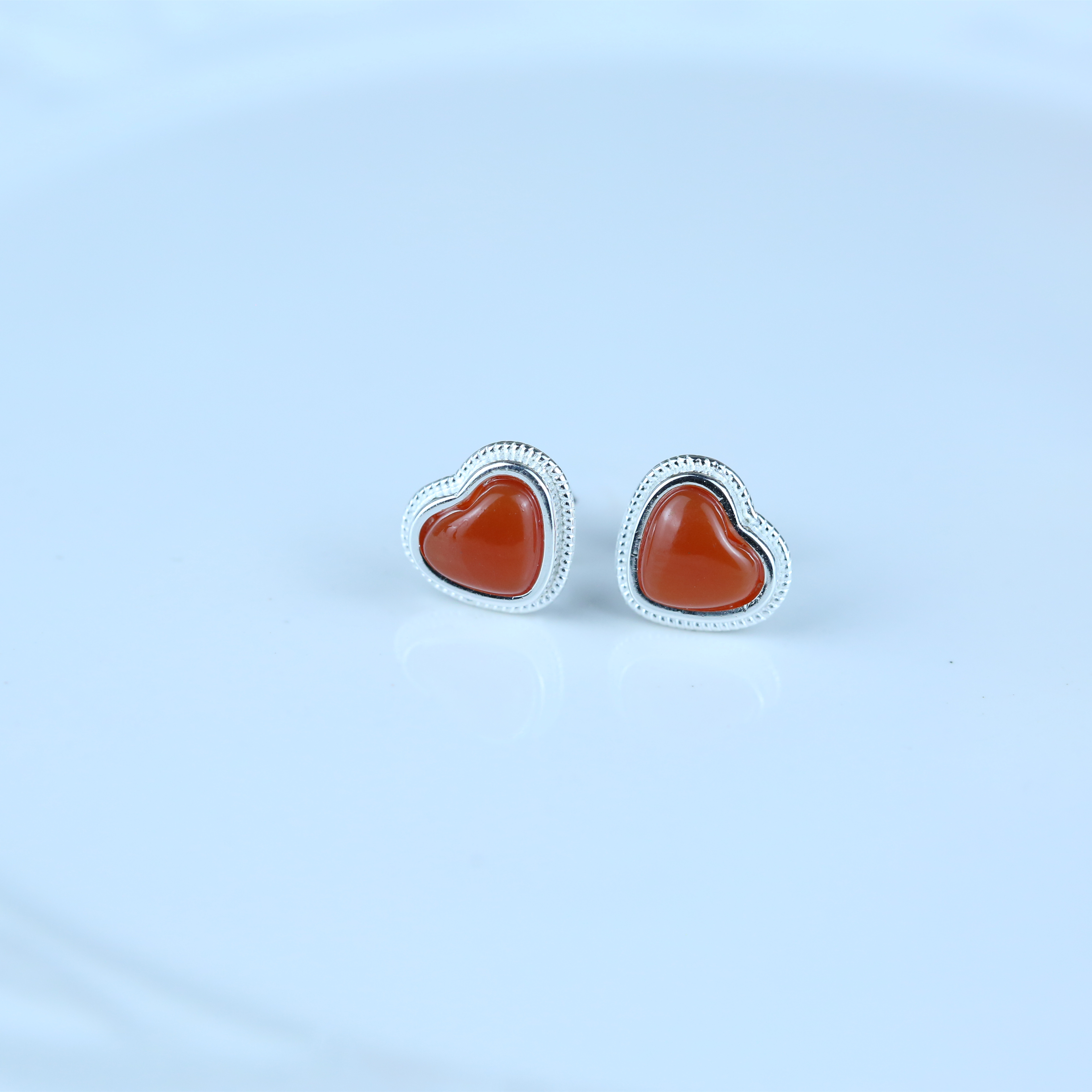 925银耳饰 炙热红心耳钉时尚简约百搭