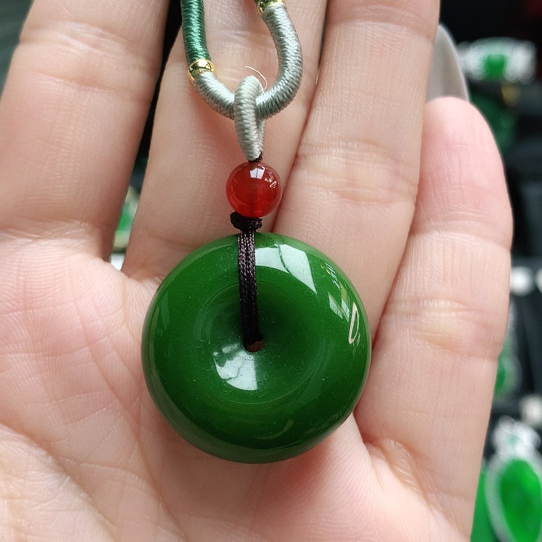 玛瑙/玉髓未镶嵌吊坠