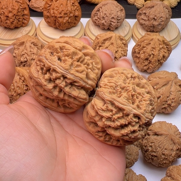 文玩核桃把件粗筋45