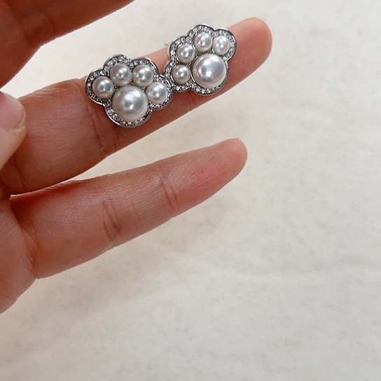 淡水珍珠耳饰未镶嵌