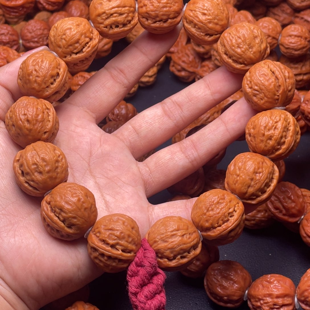 文玩核桃手串大足球