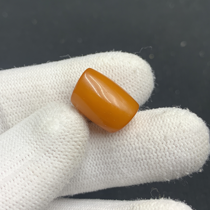 Q1230保真原矿俄料尺寸11.6*16.4mm蜜蜡单颗马蹄斜切顶珠支持复检