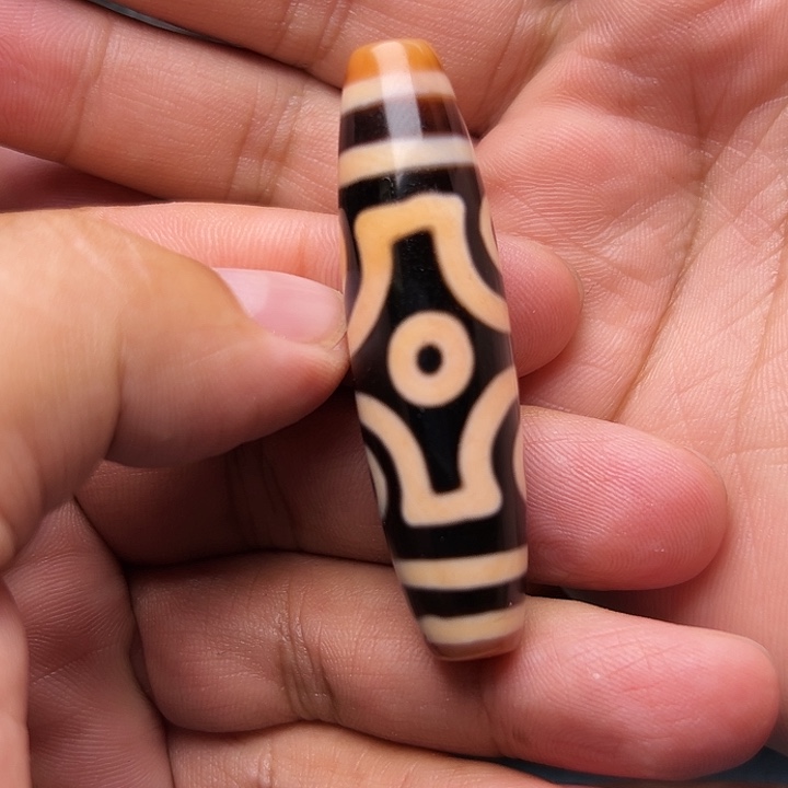 玛瑙/玉髓颈饰未镶嵌東**阳