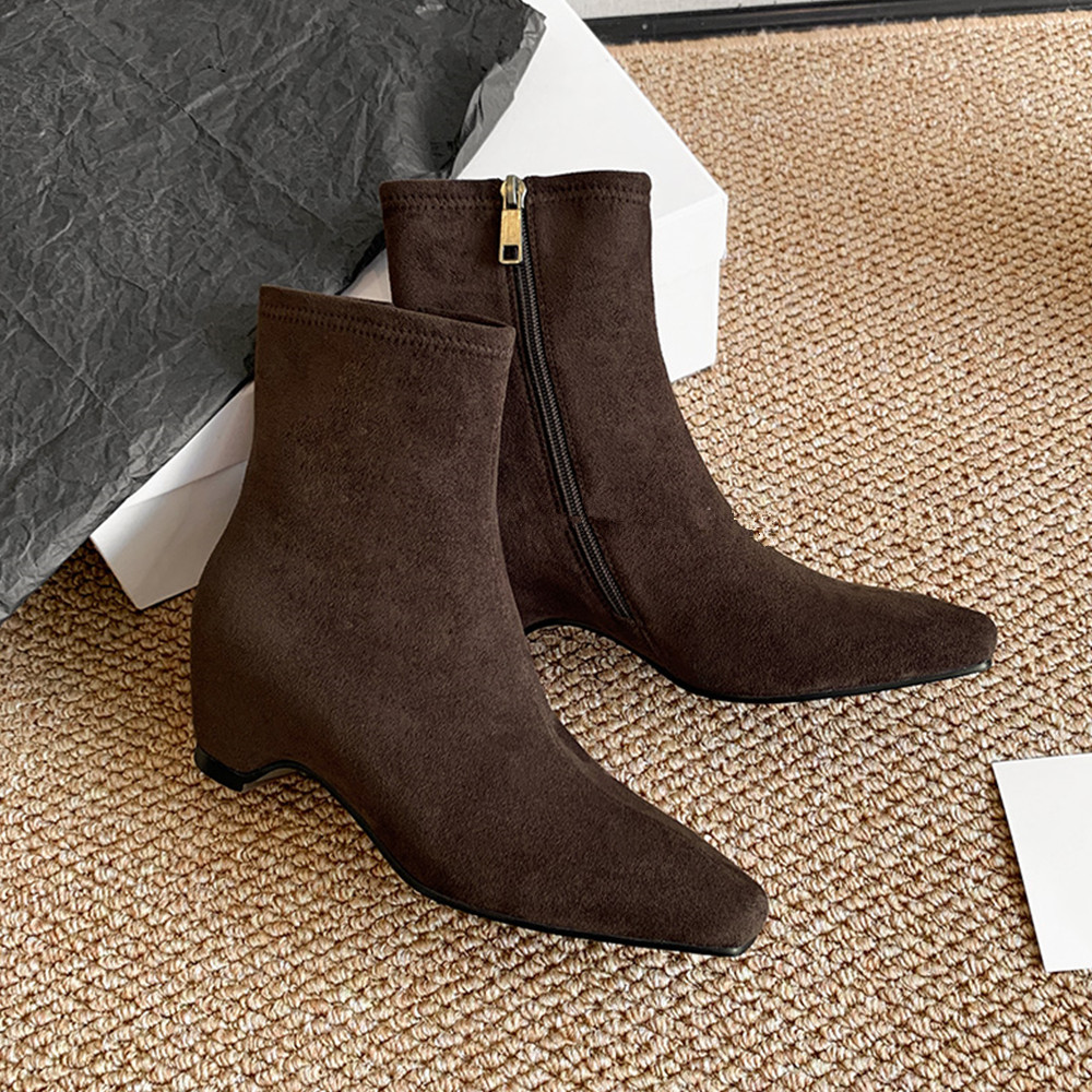 内增高5cm法式复古瘦瘦靴女秋新款极简精致气质韩系女短靴马丁靴