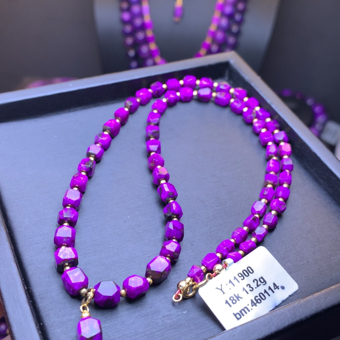 苏纪石（舒俱来）丝绒项链18K金镶嵌