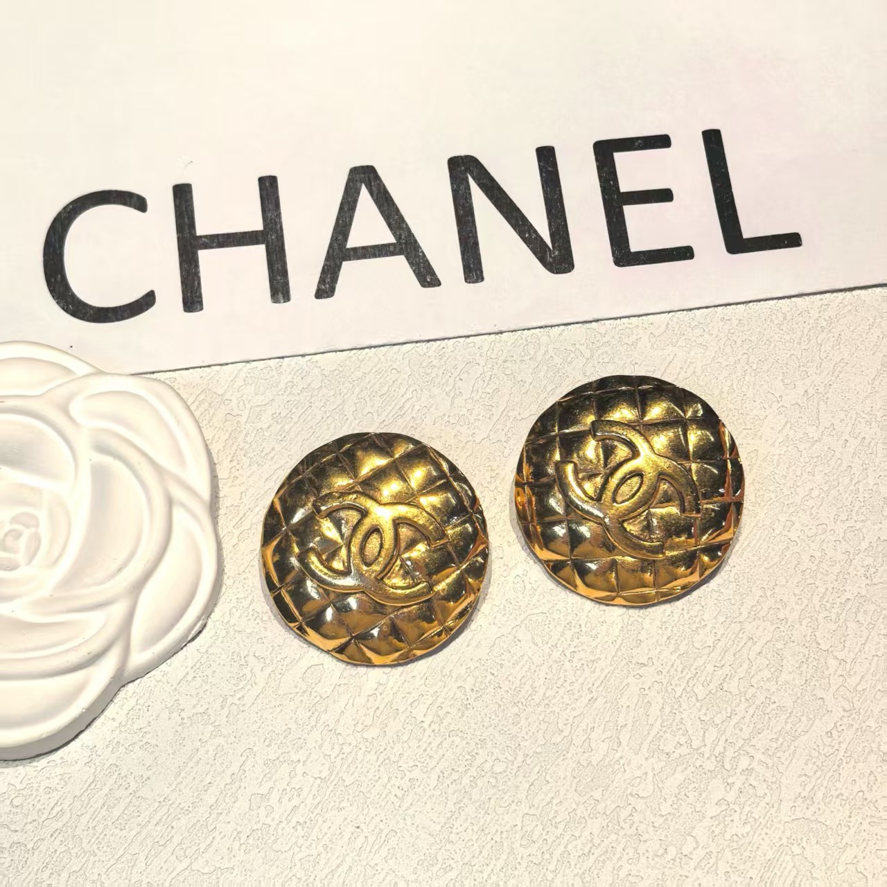 95新 Chanel/香奈儿 中古素金双c方格耳夹/MJ52508