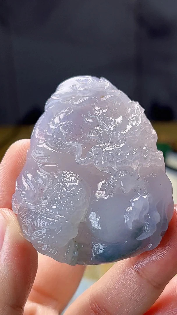 天然缅甸翡翠冰紫罗兰龙牌毛货买断需抛光尺寸高60宽47厚17