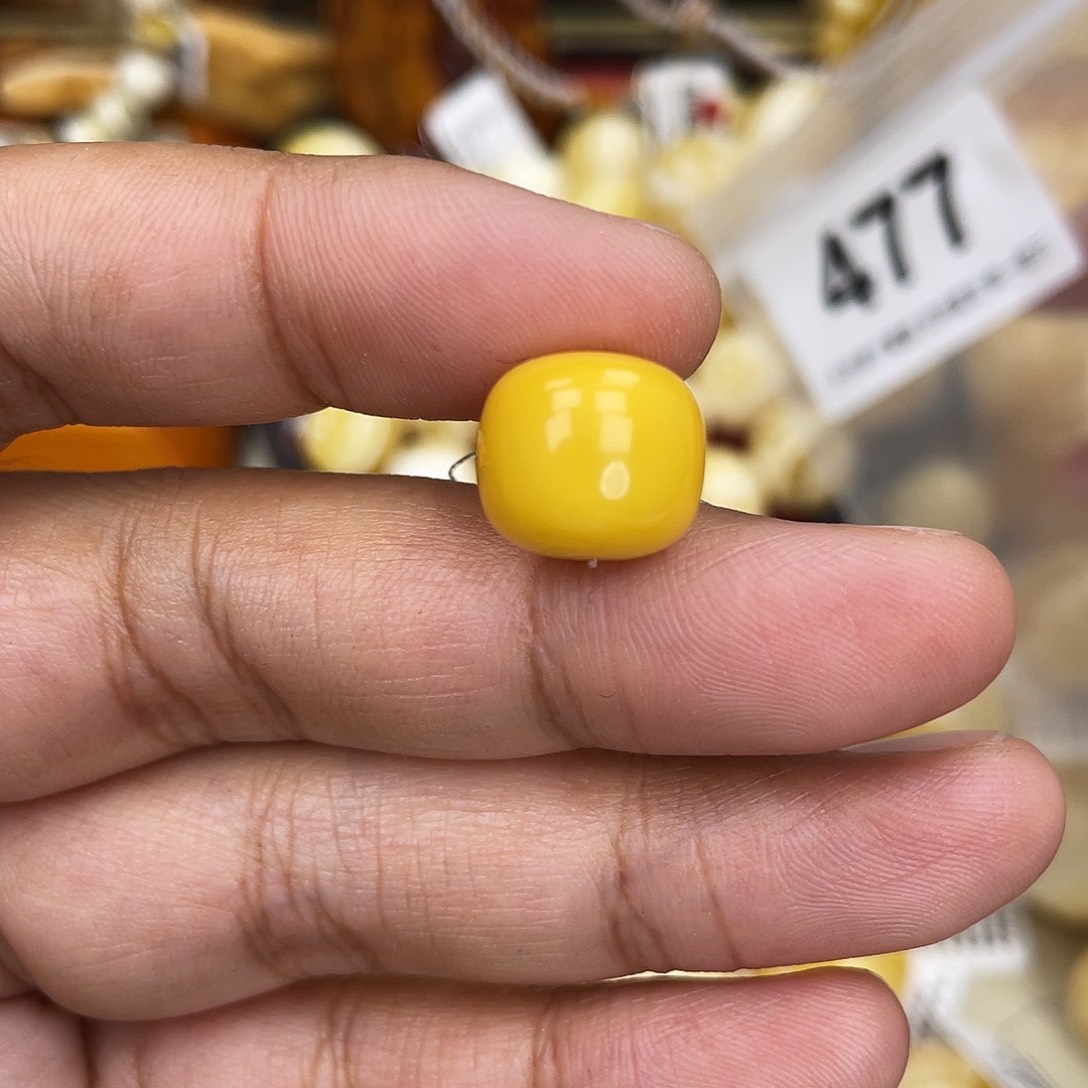 蜜蜡未镶嵌珠宝奇石13