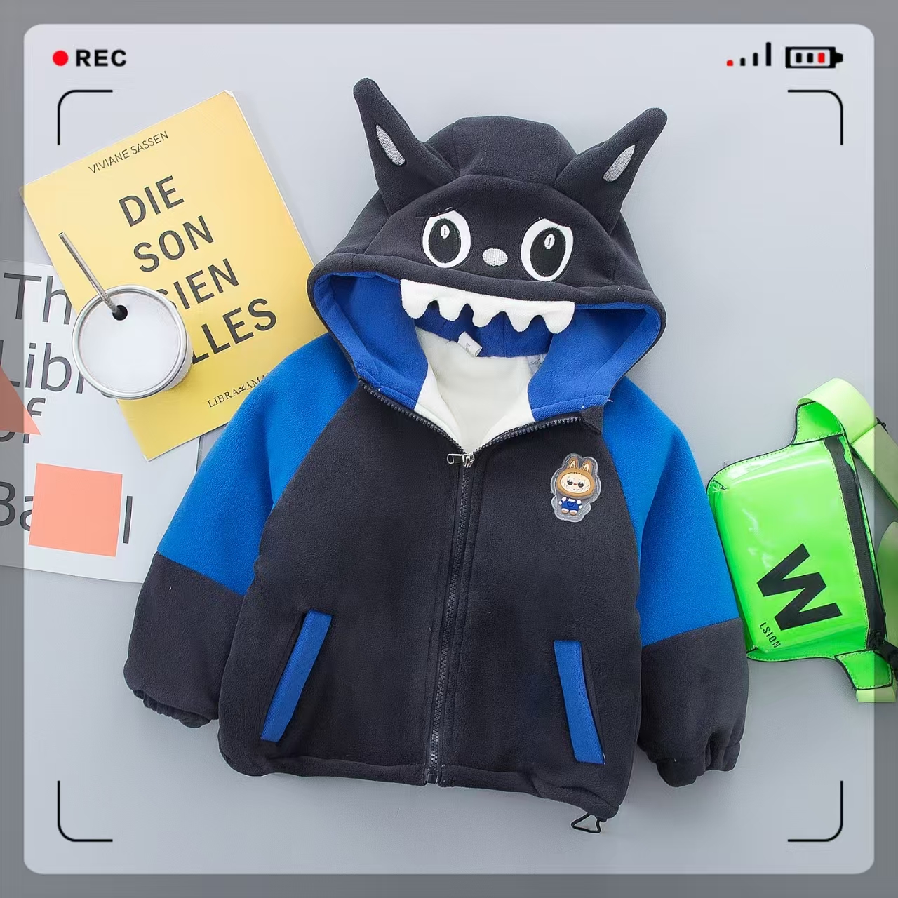 儿童冬装2025新款男童加绒棉服夹棉加厚拉布布奥粒绒可爱衣服