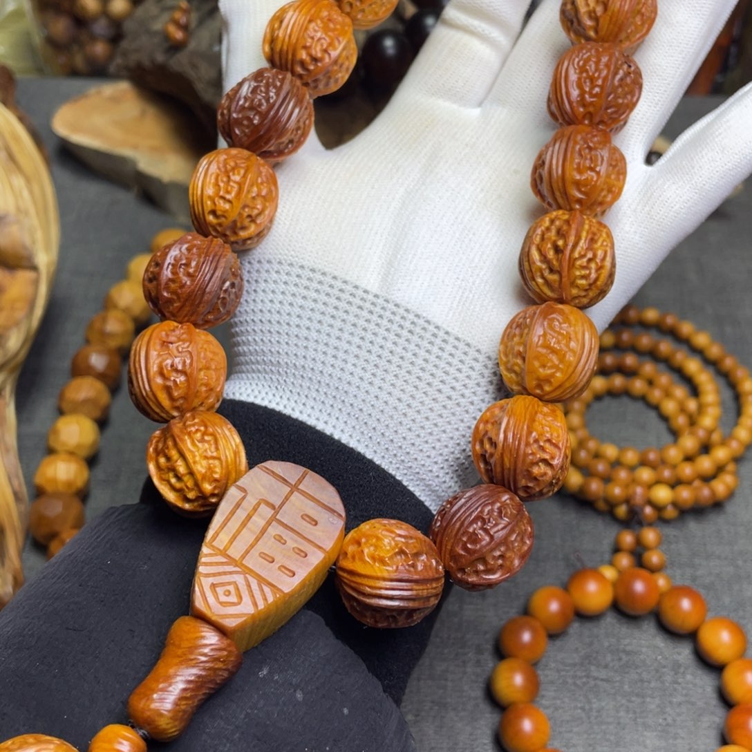 我***帅柏木（崖柏）核桃手持纯手工