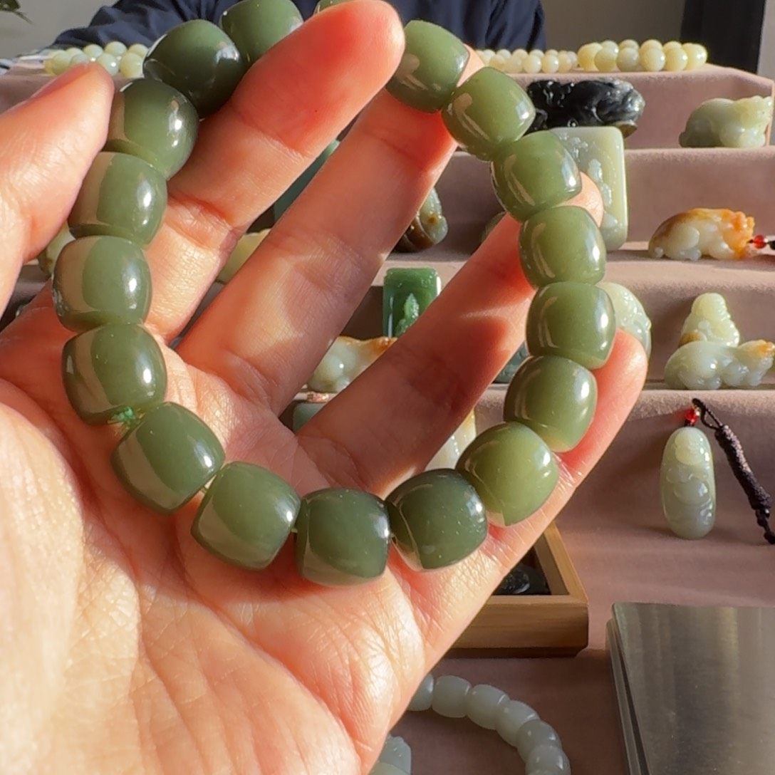 和田玉（糖玉）手镯未镶嵌